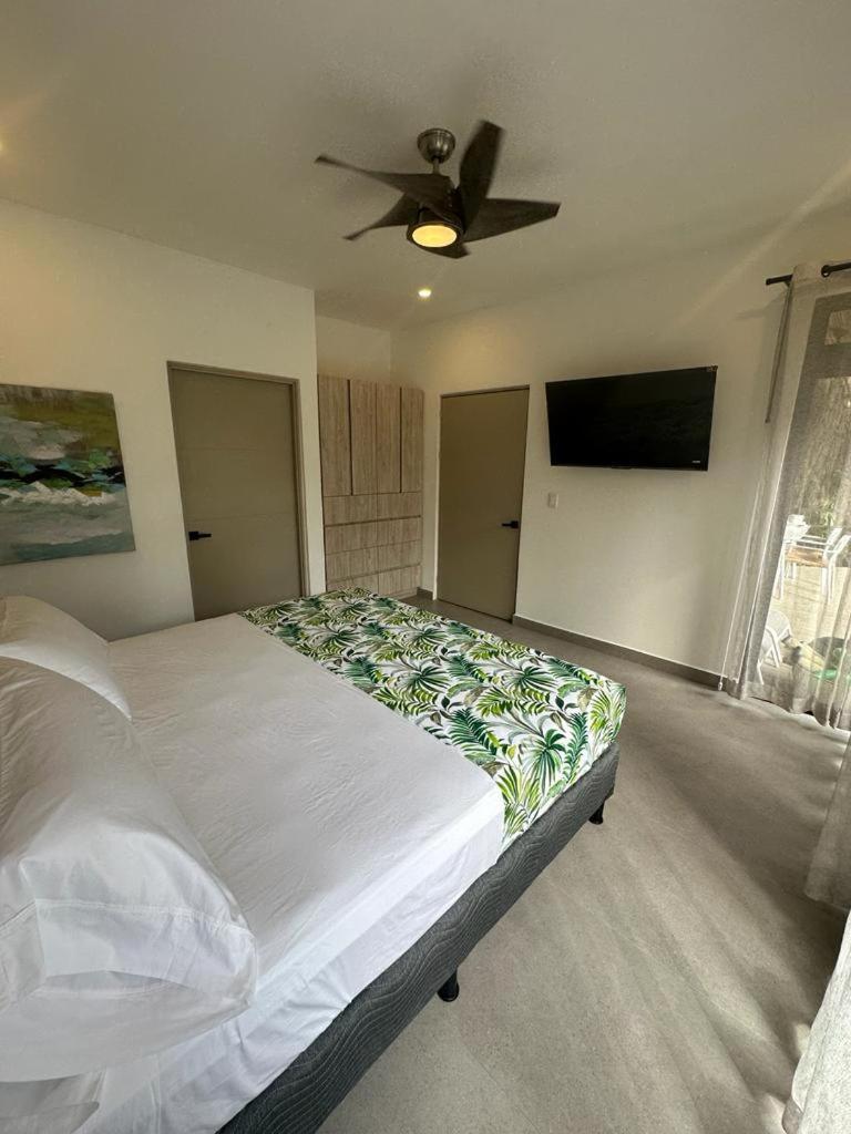 Casa Coral Azul Villa Cahuita Bagian luar foto